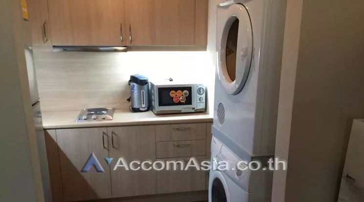 unit 1 Bedroom  Condominium For Sale in Sukhumvit, Bangkok  near BTS Thong Lo (AA11765)